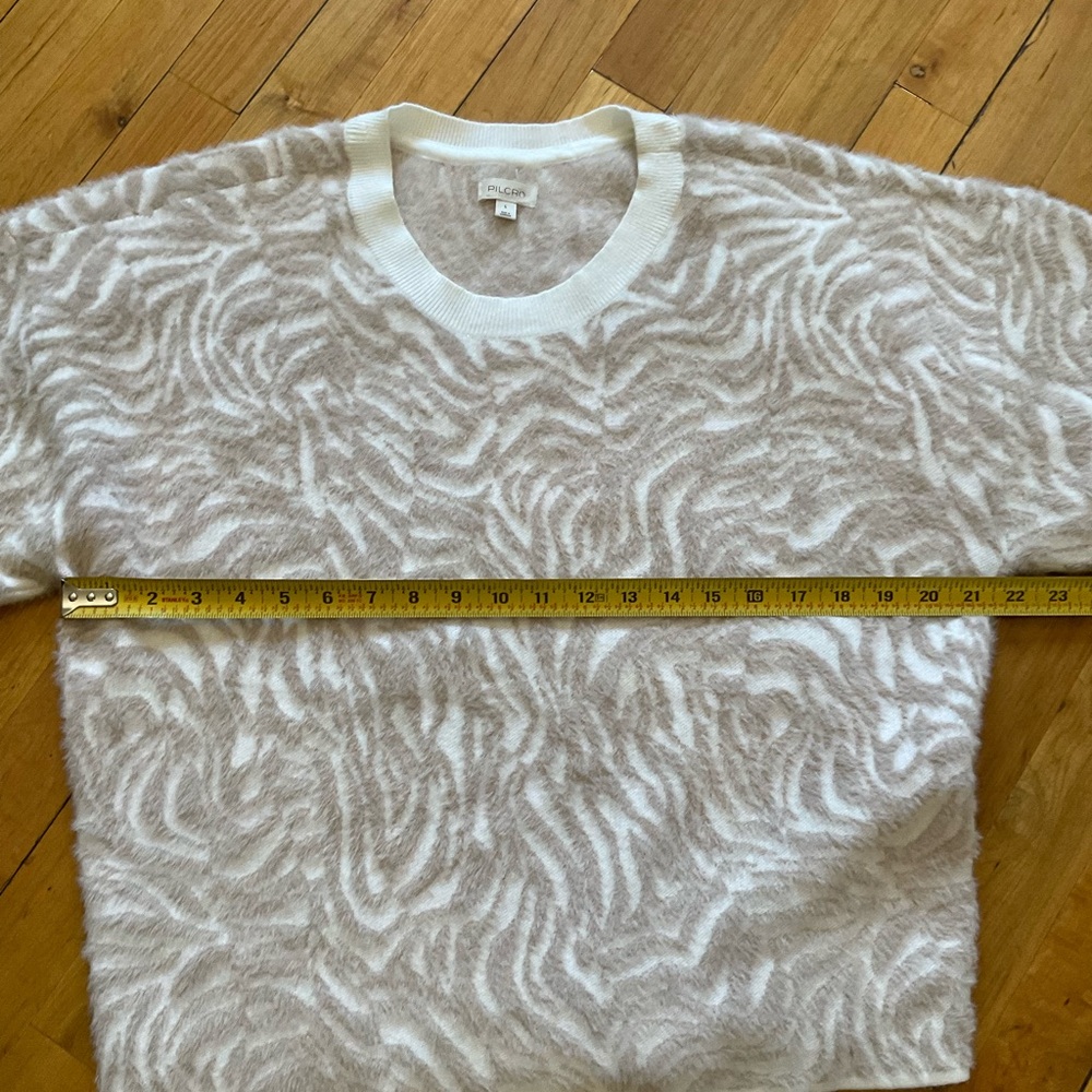 Pilcro Animal Eyelash Sweater
Color: NEUTRAL MOTIF - Picture 9 of 12